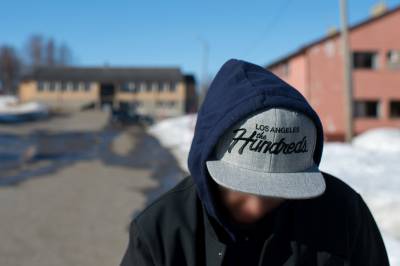 Glassjenta 10 år etter: – Jeg var helt alene mot verden