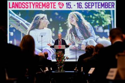 Derfor måtte Støre styrke Stortinget: – Det er ikke til forkleinelse for noen