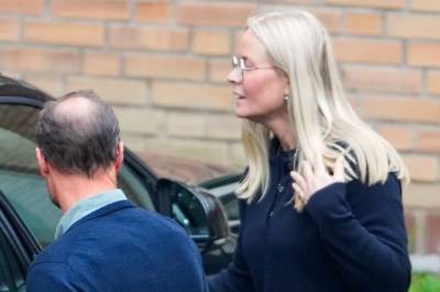 NÅ: Pressekonferanse om Mette-Marit