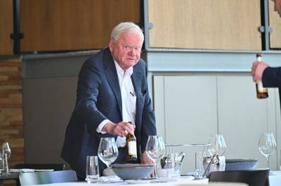 Fredriksen til E24 om Norges VM-kamp: – Ikke tid til å følge med på