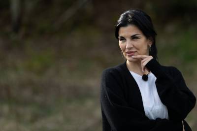 Åpner om aldersforskjellen: – Jeg burde egentlig ikke si dette