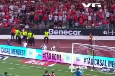 0-2: Silva, Benfica
