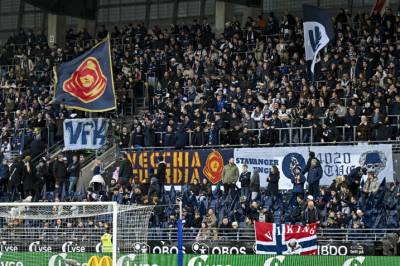 LIVE: Tar grep etter billettkaos