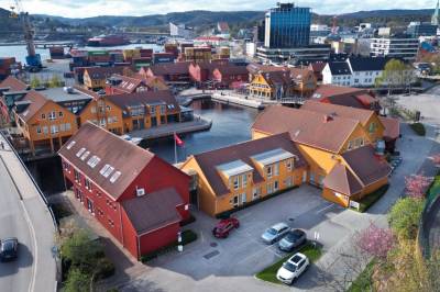 Har solgt halve Fiskebrygga