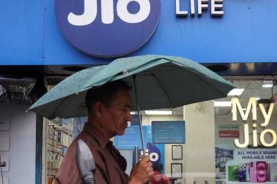 Rekordinnhenting i Asia – Wall Street bremser: – Aksjene stiger én dag og blør så ut