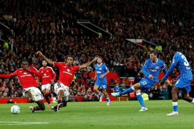 Manchester United raknet etter drømmestart