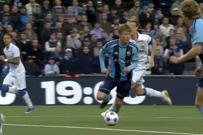 Nordmann (20) hylles i Sverige: – Jesus