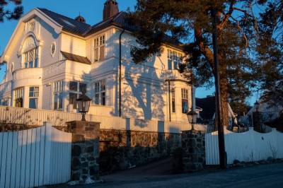 Ørnulf Høyer kutter prisen på Exit-villa med 14 mill.