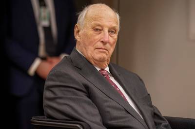 Dette er livlegen til kongen: – Høytstående stilling