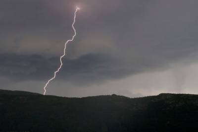 Lyn på vei i ettermiddag: Kan oppleves intenst, sier meteorologen