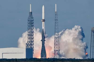 Jeff Bezos får endelig raketten til å virke