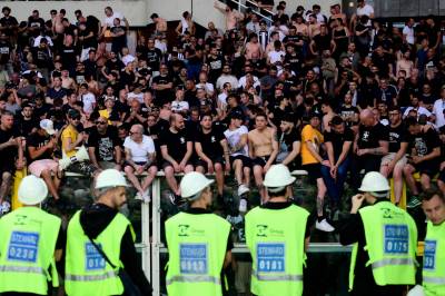 Skandalescener i Italia - kamp utsatt etter supporterbråk