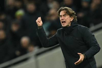 Rasende Frank: – Sporten er ødelagt hvis det er rødt kort