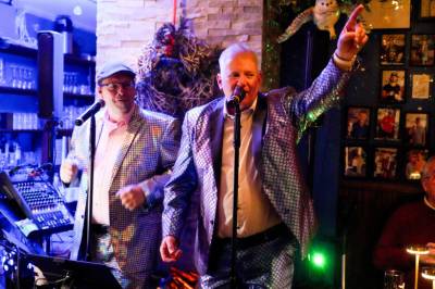 Her må du være over 55 år for å feste