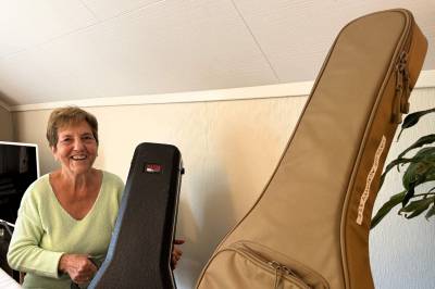 Grethe (77) har hatt 50 spillejobber i år: – Den største gleden er å glede andre!