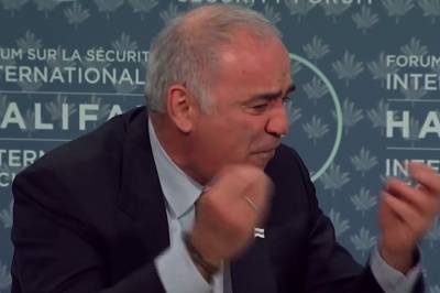 Legenden raser mot Nato: – Fake