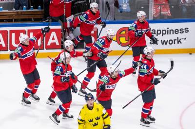 Svenskene i sjokk etter ishockey-fiasko