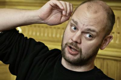 - Trenger ikke staten som partyfikser