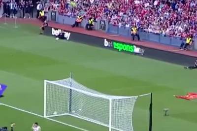 1-1: Brenden Aaronson, Leeds United