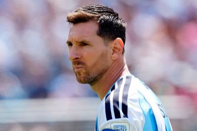 VM-drama: Truet med bombeangrep mot Messi