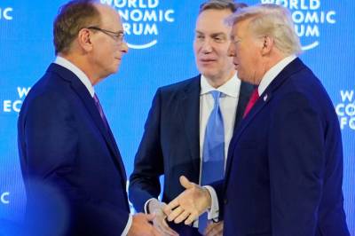 Eliteforumet hadde tilbakelagt et kriseår. Så kom Epstein-dokumentene. - Et mareritt.