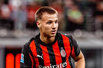 AC Milan kjøper tilbake Francesco Camarda fra Lecce – to dager etter låneavtalen ble gjort permanent