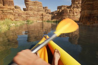 Stranded Deep 2 er laget for å «føles som en verden du lever i og ønsker å komme tilbake til gang på gang