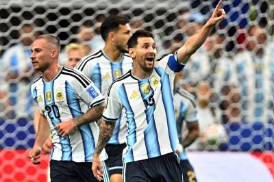 Hyller Messi: – Han bare himlet med øynene