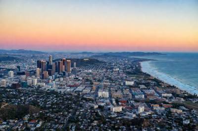 Los Angeles installerer søppelbarrierer i elvene for å beskytte havet