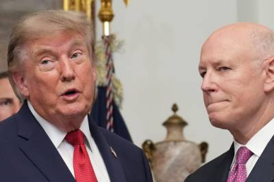 Bitcoin steg over 70 000 dollar etter Trump-grep og krypomøte i Det hvite hus