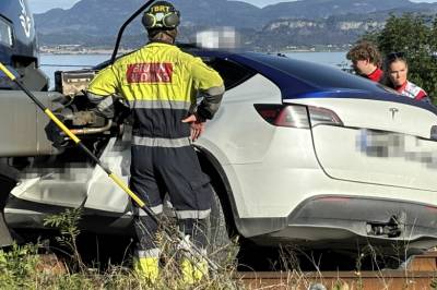 Bil påkjørt av tog: – Det var bare noen sekunder unna