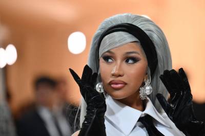 Cardi B med hint om fotballstjernen