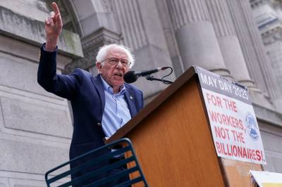 Bernie Sanders tar Norge i forsvar: – Ustabil president