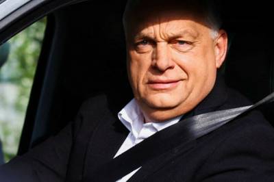 Orbán-allierte flytter rikdom i privatfly