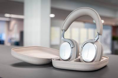 B&W-flaggskipet ser lekkert ut og spiller like fint