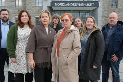 Ordførere troppet opp for å protestere mot ambulansekutt: – Fullstendig uaktuelt