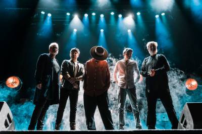 Gjør seg klar til konsert: – Fortsatt plass