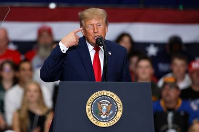 Trump kjemper for å beholde makten. Nye tall viser fortsatt motbakke.