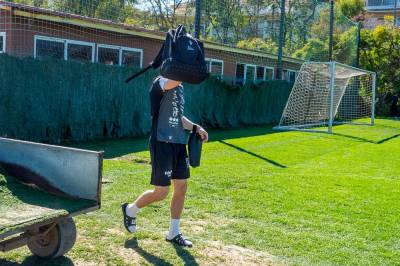 Nektet å prate: – Det er tøff konkur­ranse