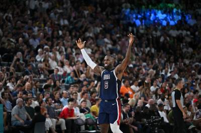 Miami Heat la ut en lenke til en «pressekonferanse for å presentere LeBron James» og hevder at det var en feil