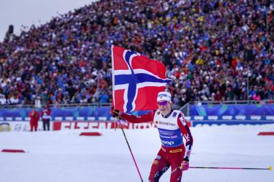 Idretts-Norge bader i sponsorpenger og inntektsvekst. Likevel hagler det røde tall.