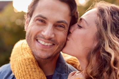 Jonas (32) elsket singellivet. Så traff han dama som endret alt