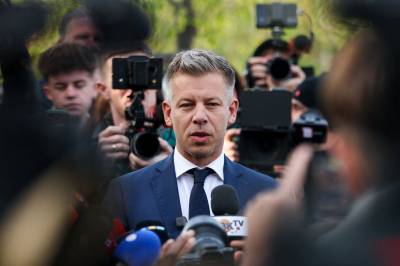 Opposisjonspartiet Tisza ligger an til seier i Ungarn: – Balanserer på en knivsegg