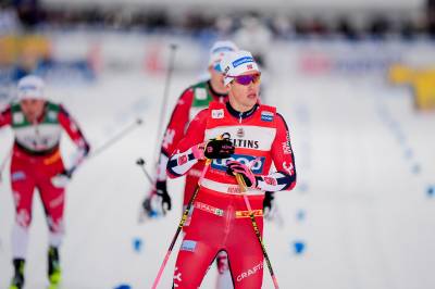 Klæbo herjet i Ruka: Nærmer seg vill milepæl