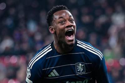 Jhon Durán prøver hardt å få i stand en spektakulær retur til England