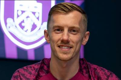 Har signert genial frisparkspesialist! – Bare David Beckham var bedre