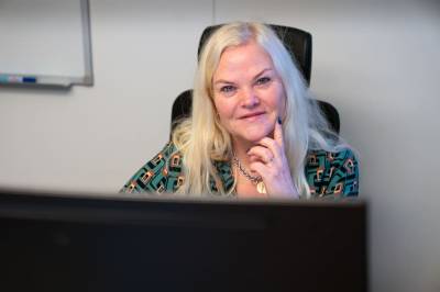 Unge bytter jobb raskere: – Går mer etter pengene