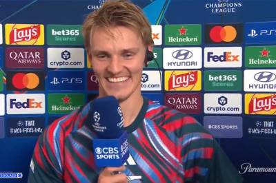 Her får Ødegaard stjernene til å knekke av latter