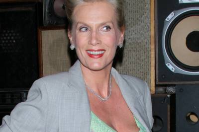 Vekker oppsikt: - På nattklubb med kongen