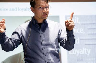 Tall trumfer tidsånd, Nævdal